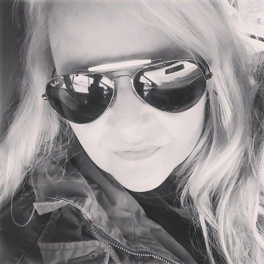 Meet your Posher, Leigh